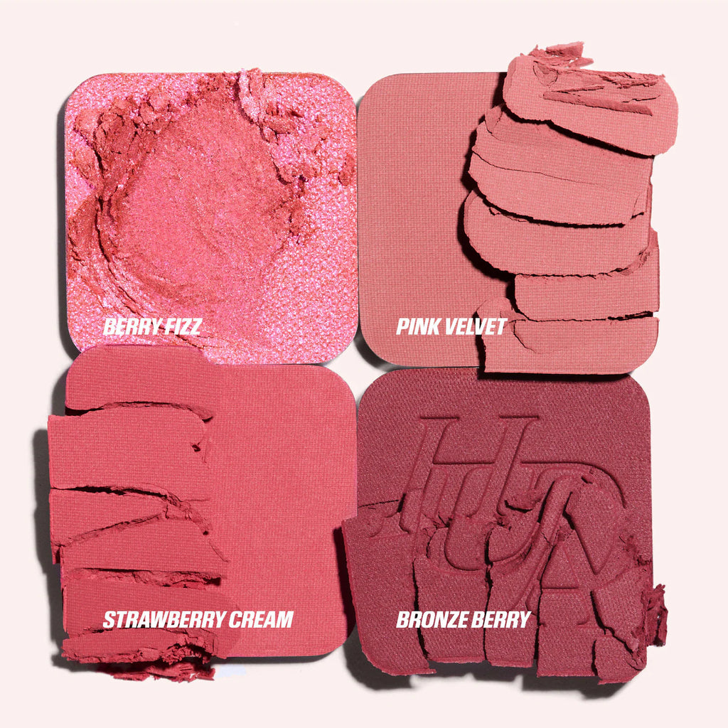 HUDA BEAUTY 
Blush Filter Blurring Blushlighters Palette